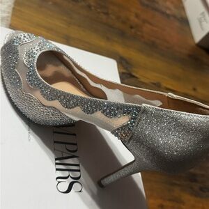 Dream Pairs Glittering Silver Heels